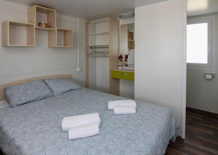 With Parking Space Pakostane, Biograd - 23865 아파트 *
